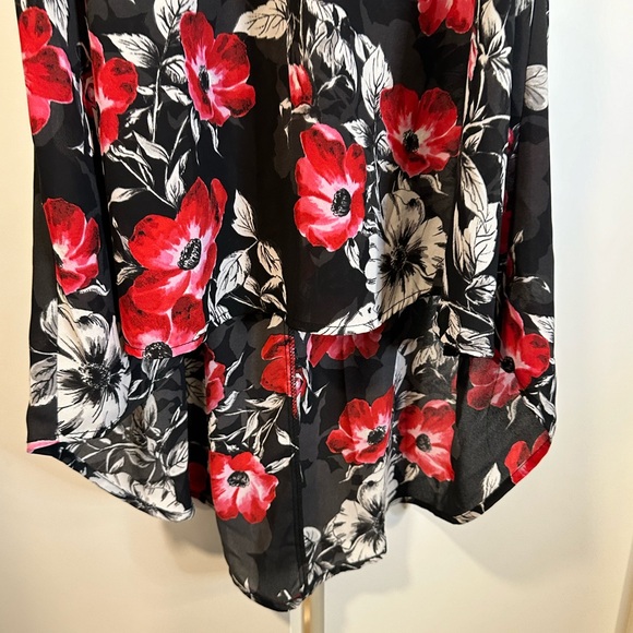 Torrid Floral Halter Neck Black/Red Sleeveless Sheer Blouse Size 1x - Picture 9 of 15